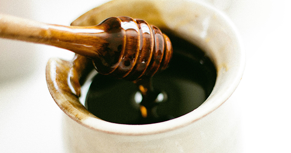 10 využítí medu, ktoré by ste mali poznať